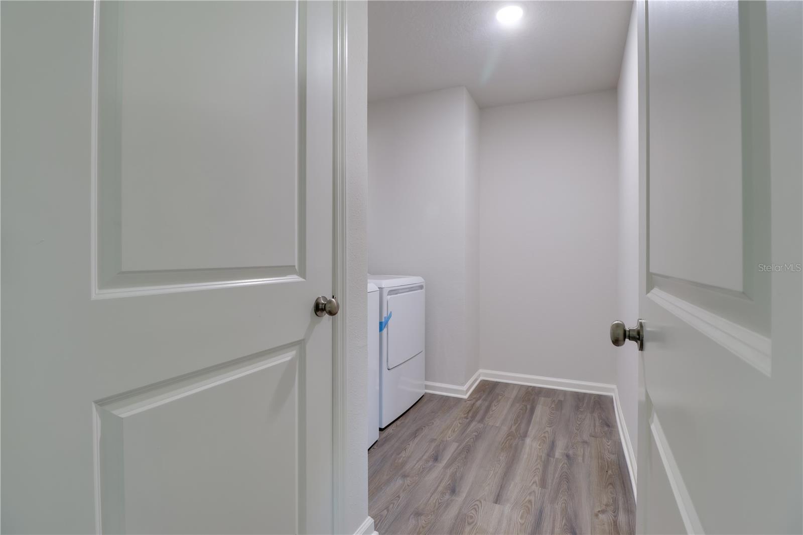 Image 21 of 27 For 2359 Nw 22nd Ct