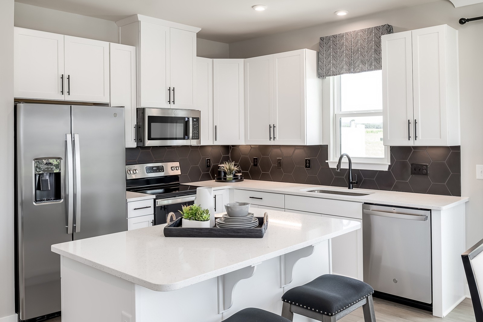 Image 16 of 30 For 8482 59th Terrace