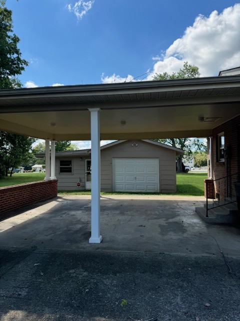 Image 14 of 28 For 8483 59th Terrace