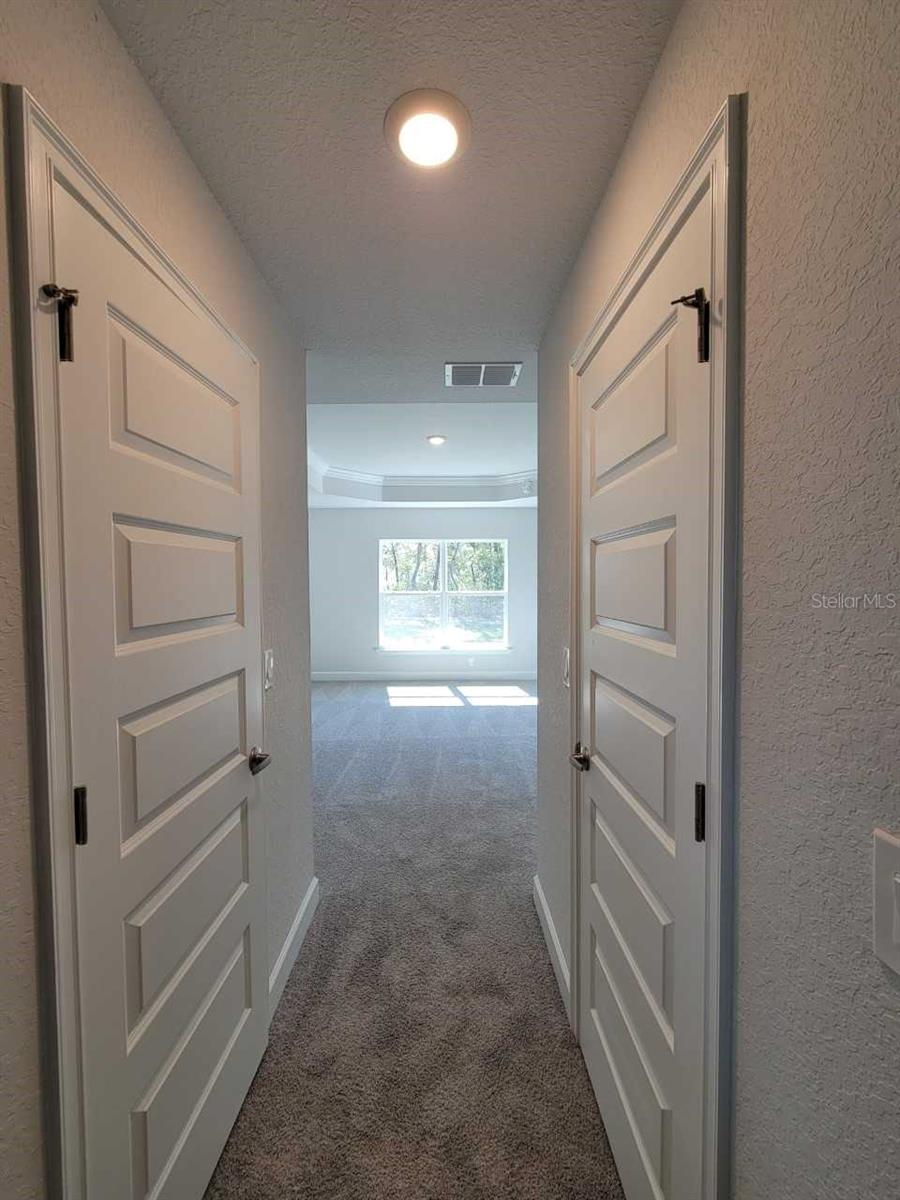Listing photo id 16 for 13154 69th Court
