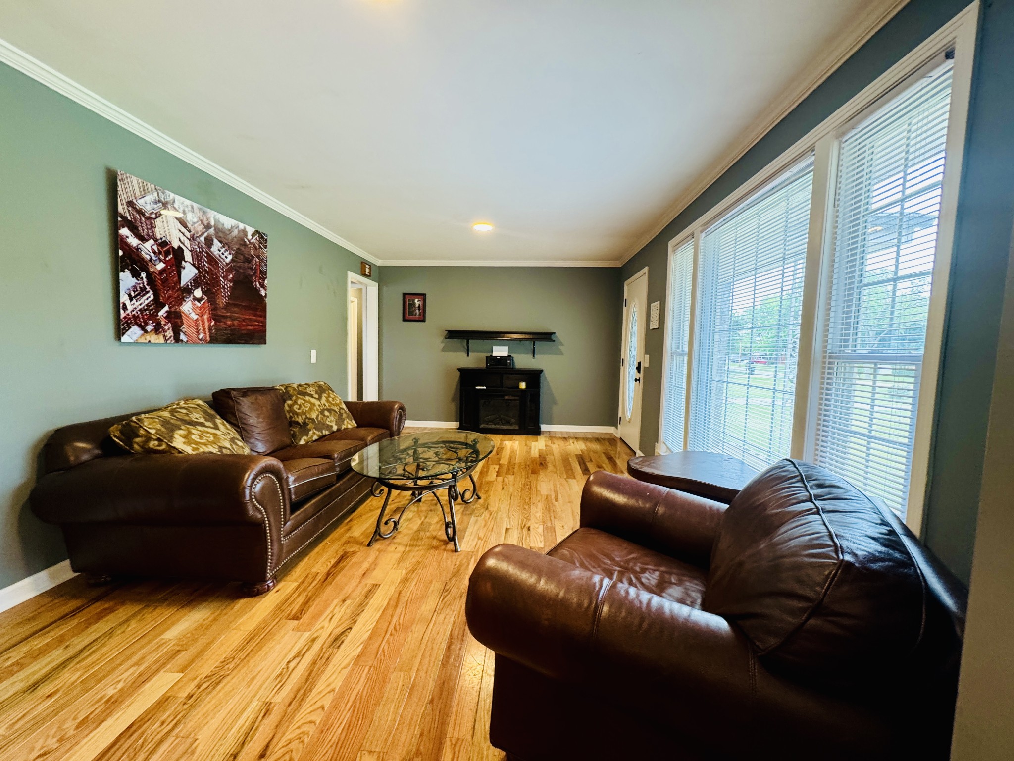 Image 3 of 35 For 9088 95th Avenue
