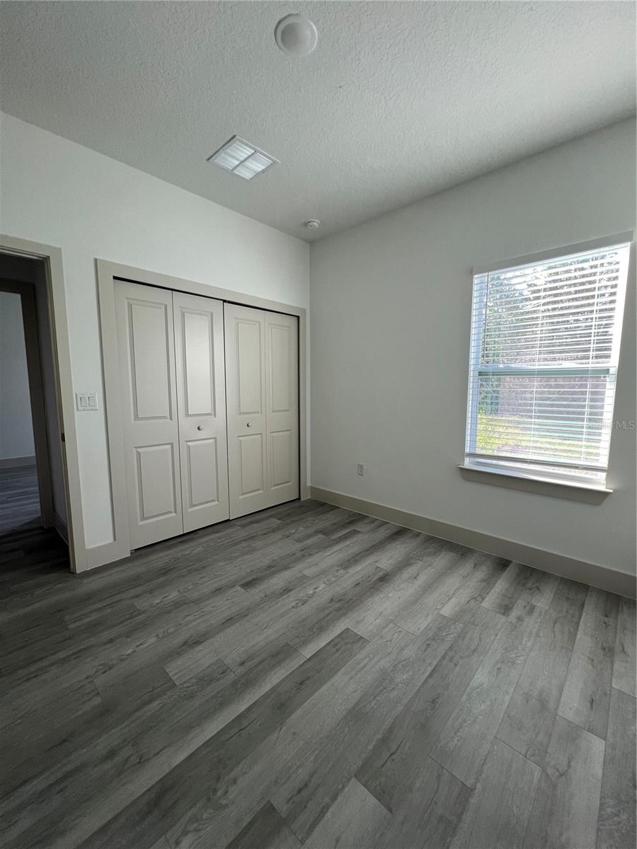 Image 21 of 25 For 1581 Saint Elizabeth Place