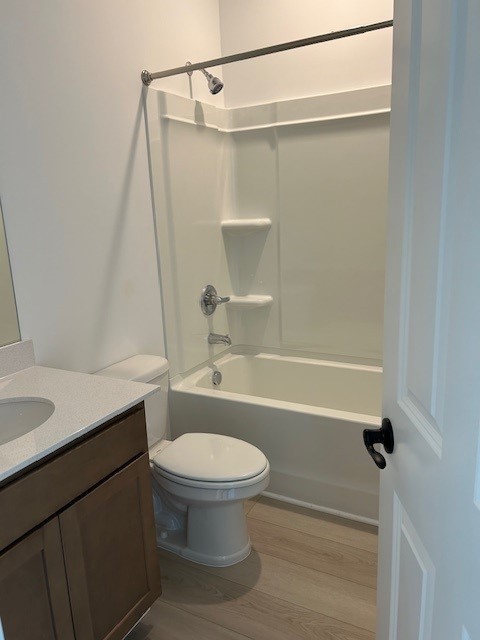 Image 5 of 25 For 1581 Saint Elizabeth Place