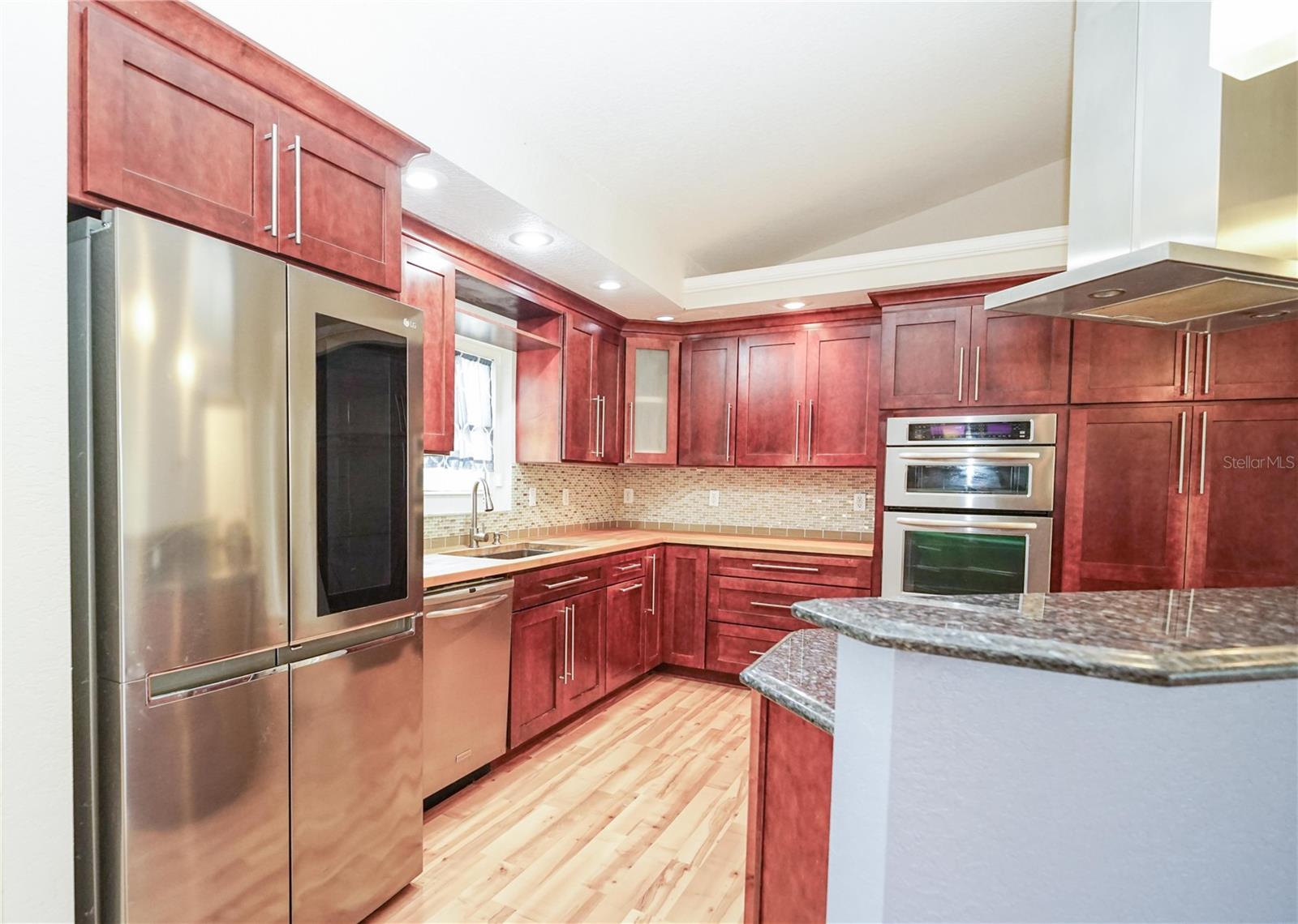 Image 23 of 51 For 2730 162nd Street Road