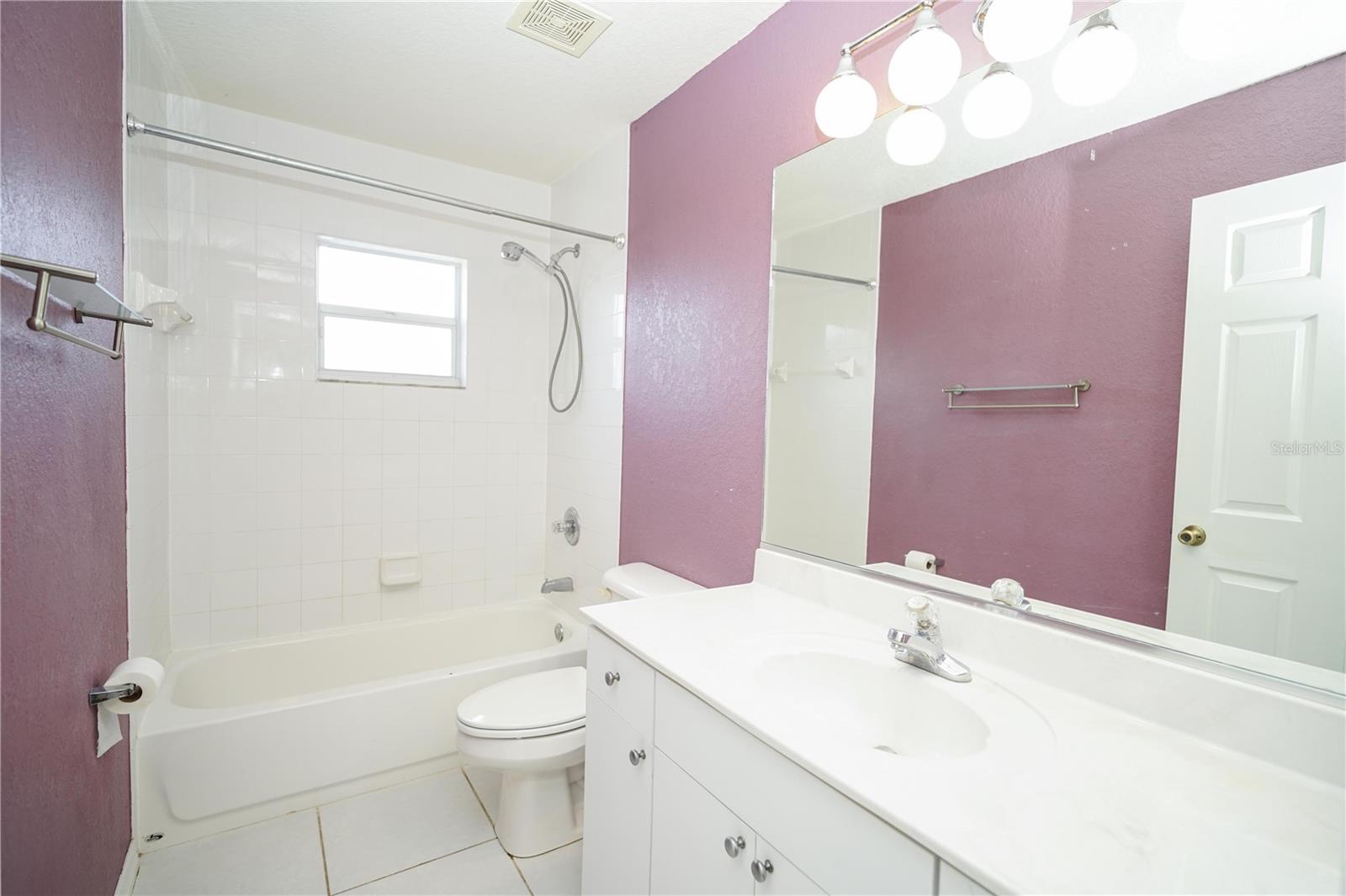 Image 42 of 51 For 2730 162nd Street Road