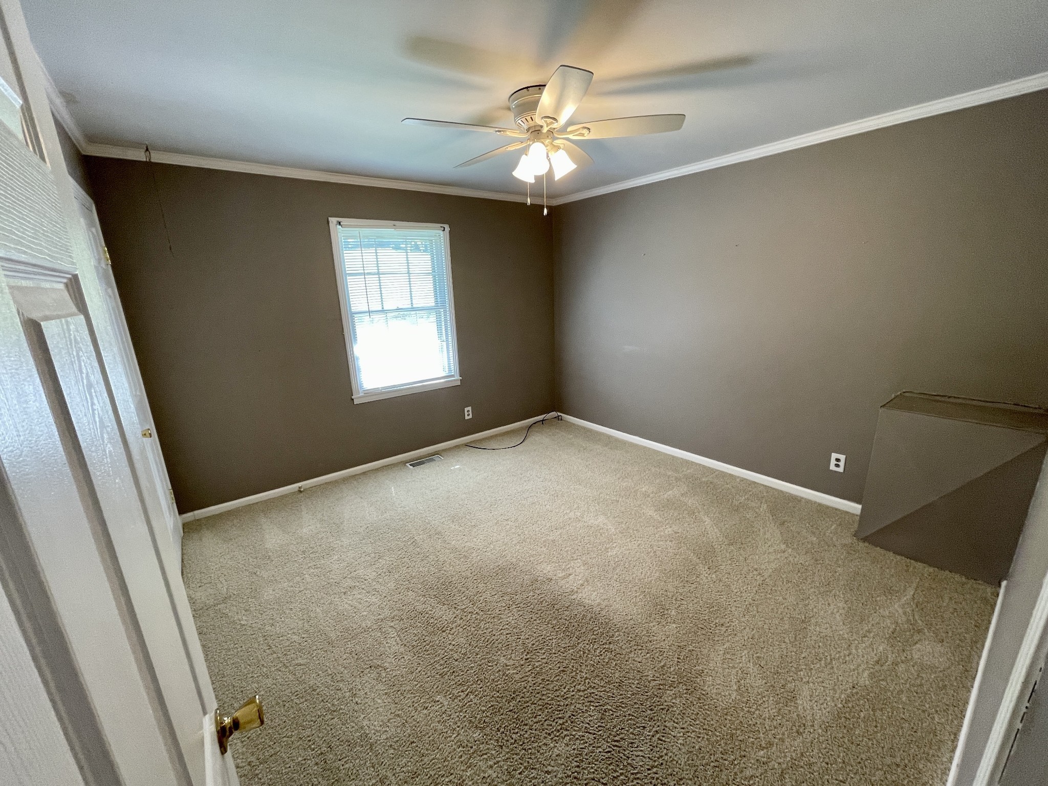 Image 10 of 76 For 21939 85th Loop