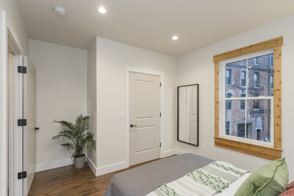 Image 21 of 33 For 11136 69th Terrace