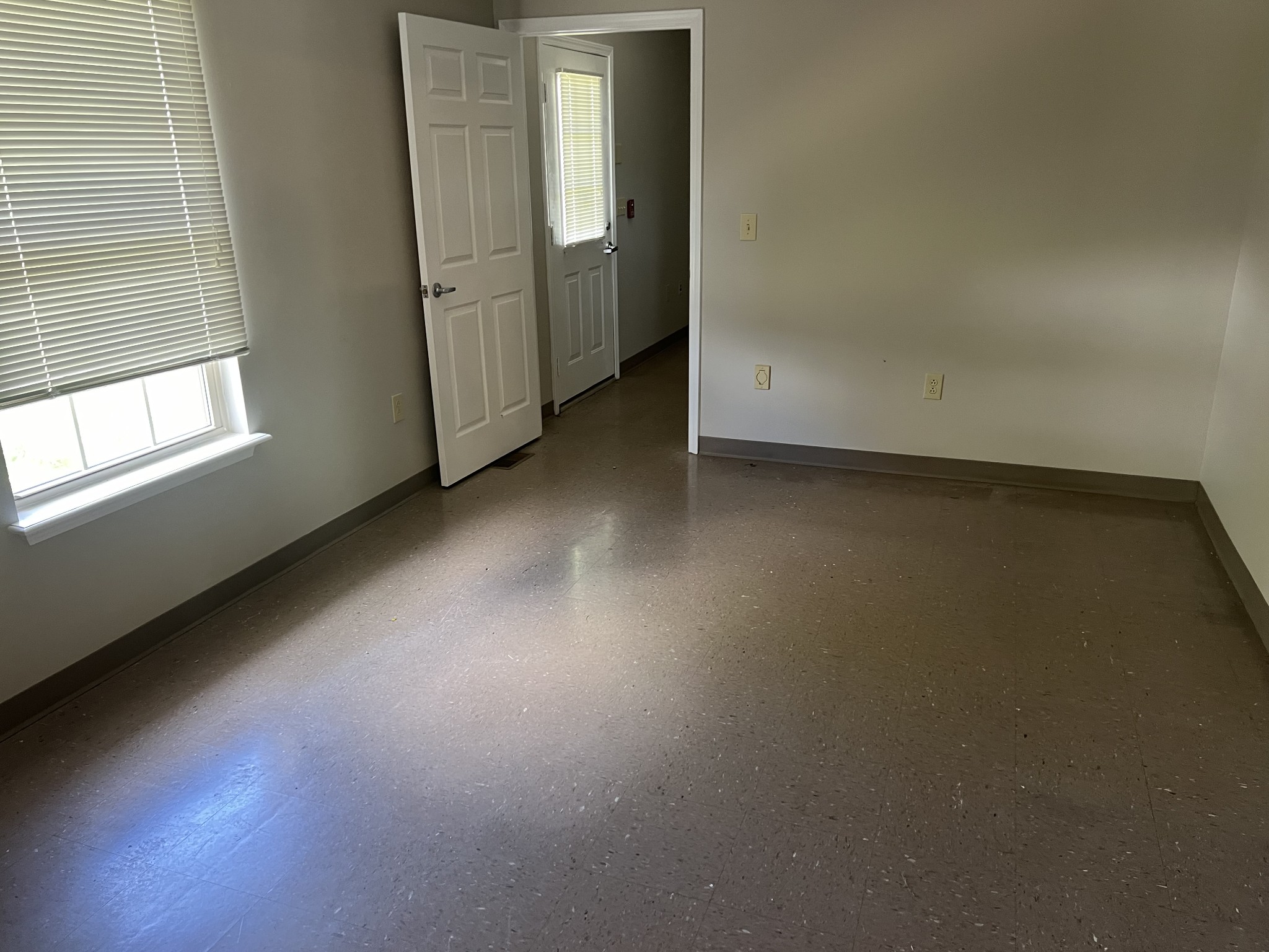 Image 3 of 44 For 9950 11th Terrace