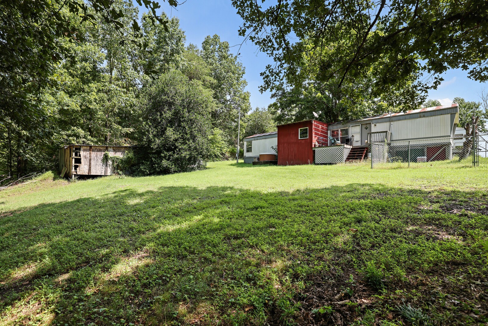 Image 5 of 30 For 163 And 167 Golden Oaks Road