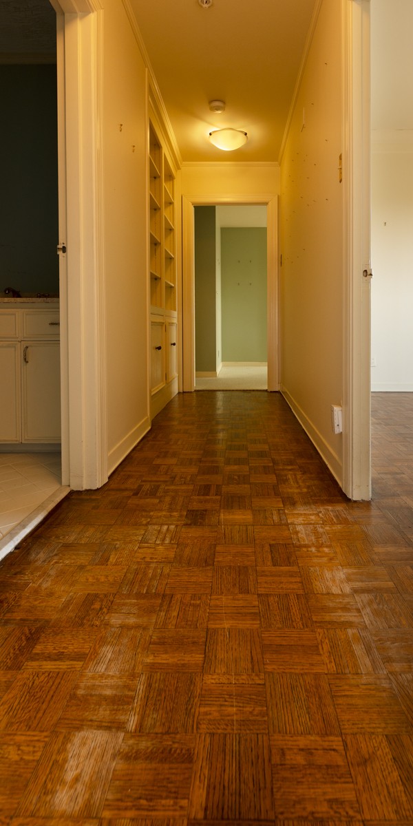 Image 14 of 42 For 23915 Nautilus Boulevard