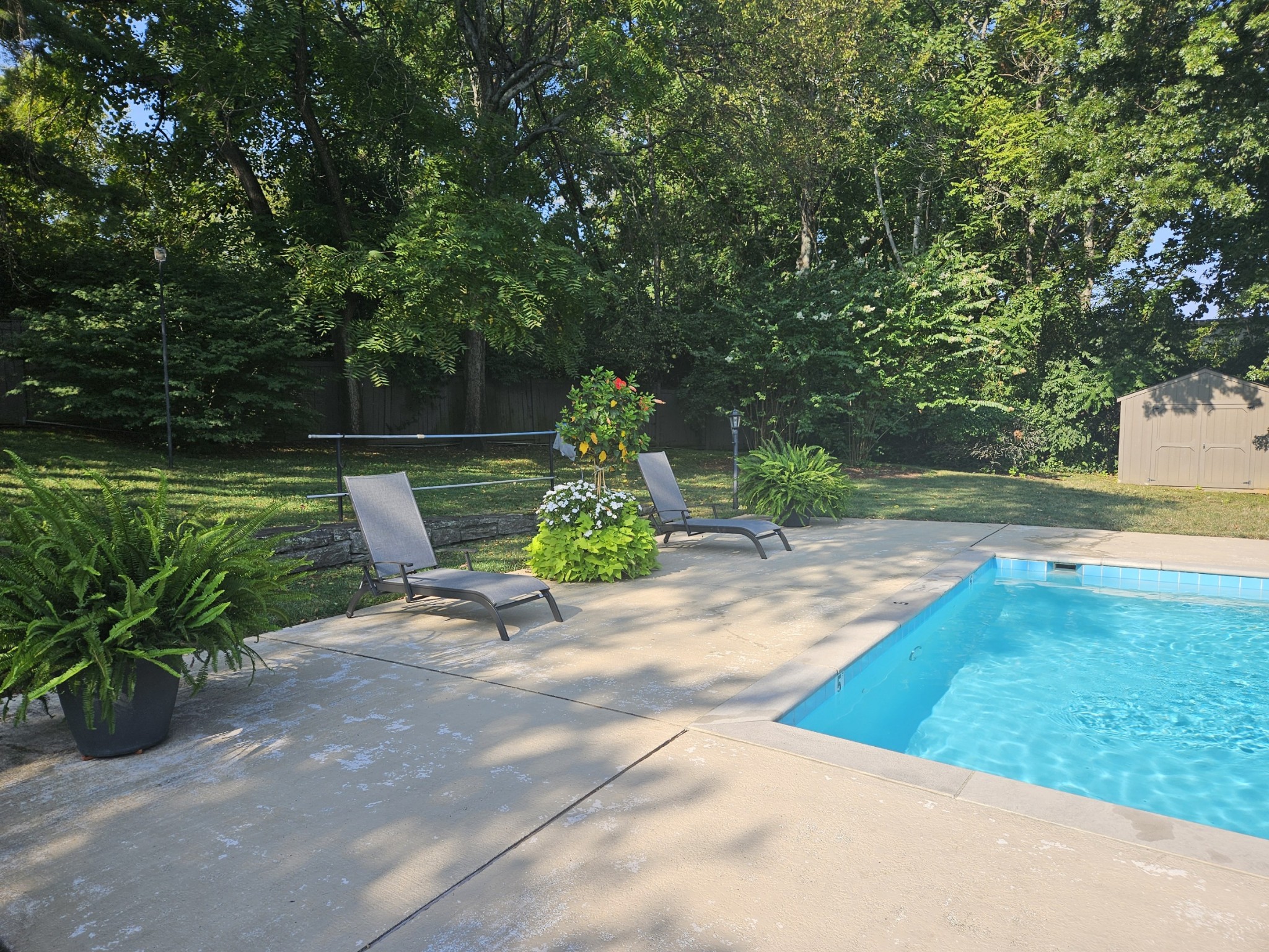 Image 33 of 42 For 23915 Nautilus Boulevard