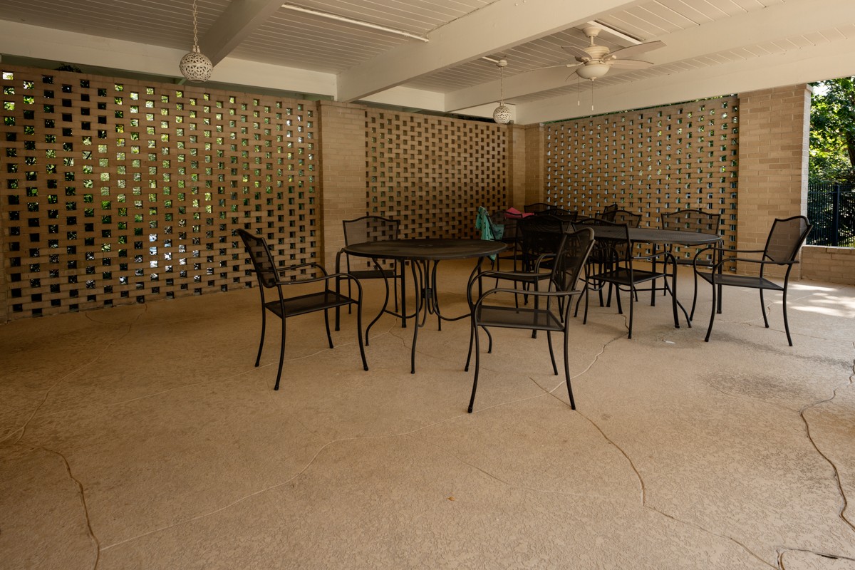 Image 35 of 42 For 23915 Nautilus Boulevard