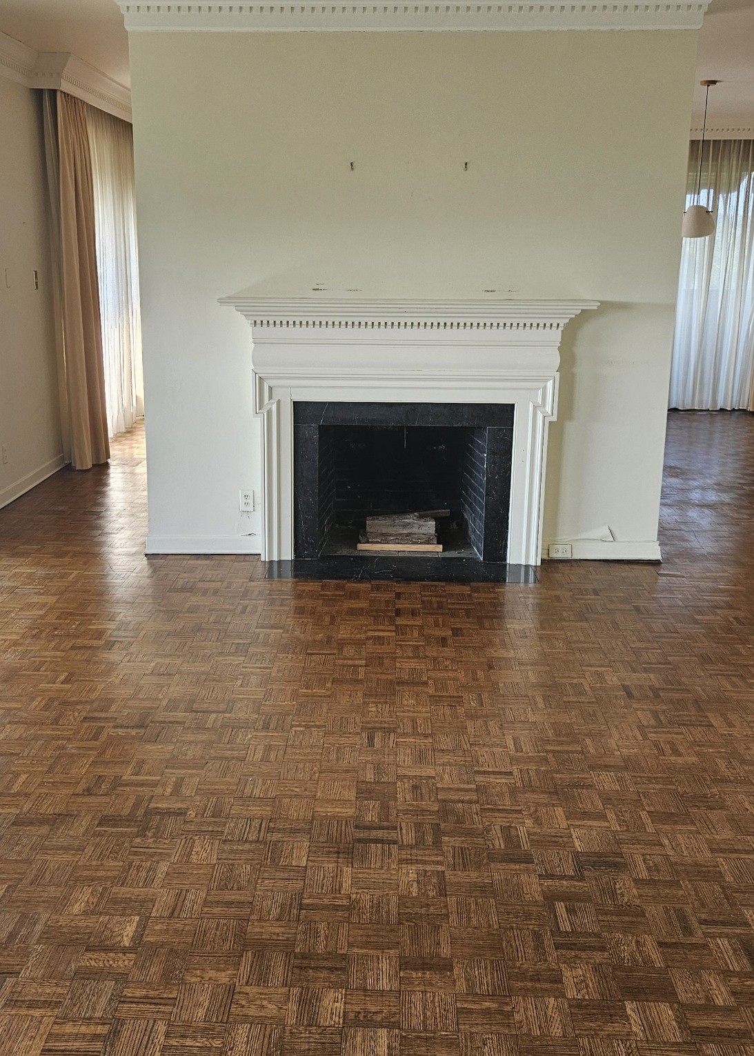 Image 8 of 13 For 23915 Nautilus Boulevard
