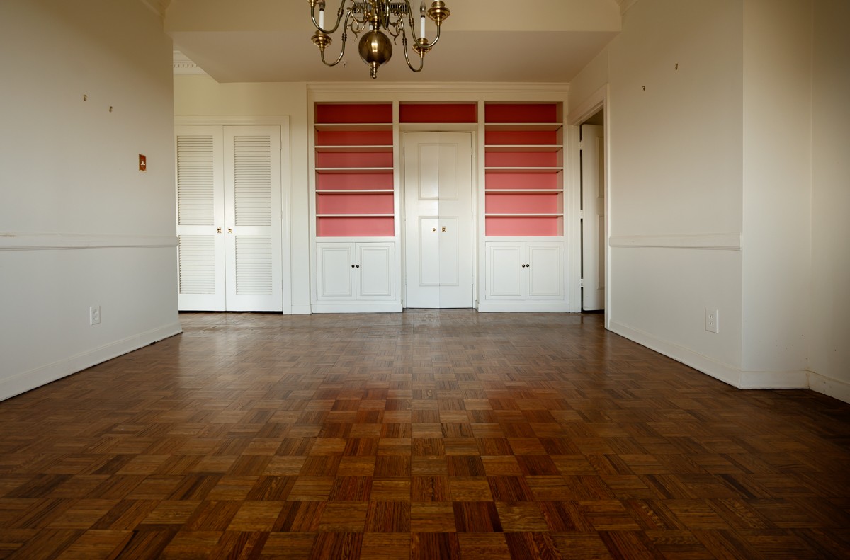 Image 9 of 13 For 23915 Nautilus Boulevard