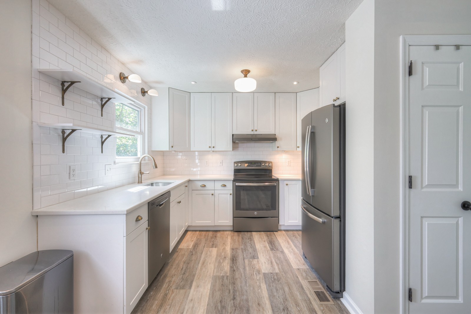 Image 14 of 42 For 4358 Zinnia Court