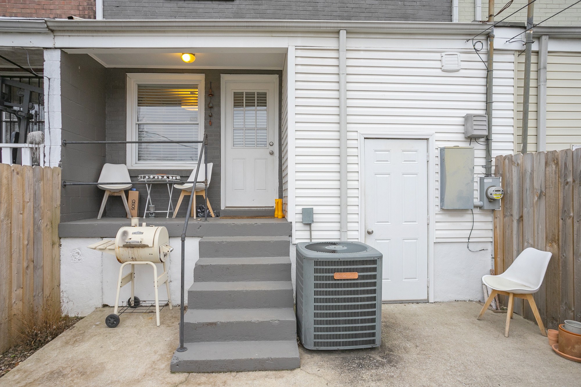 Image 14 of 34 For 10516 27th Avenue