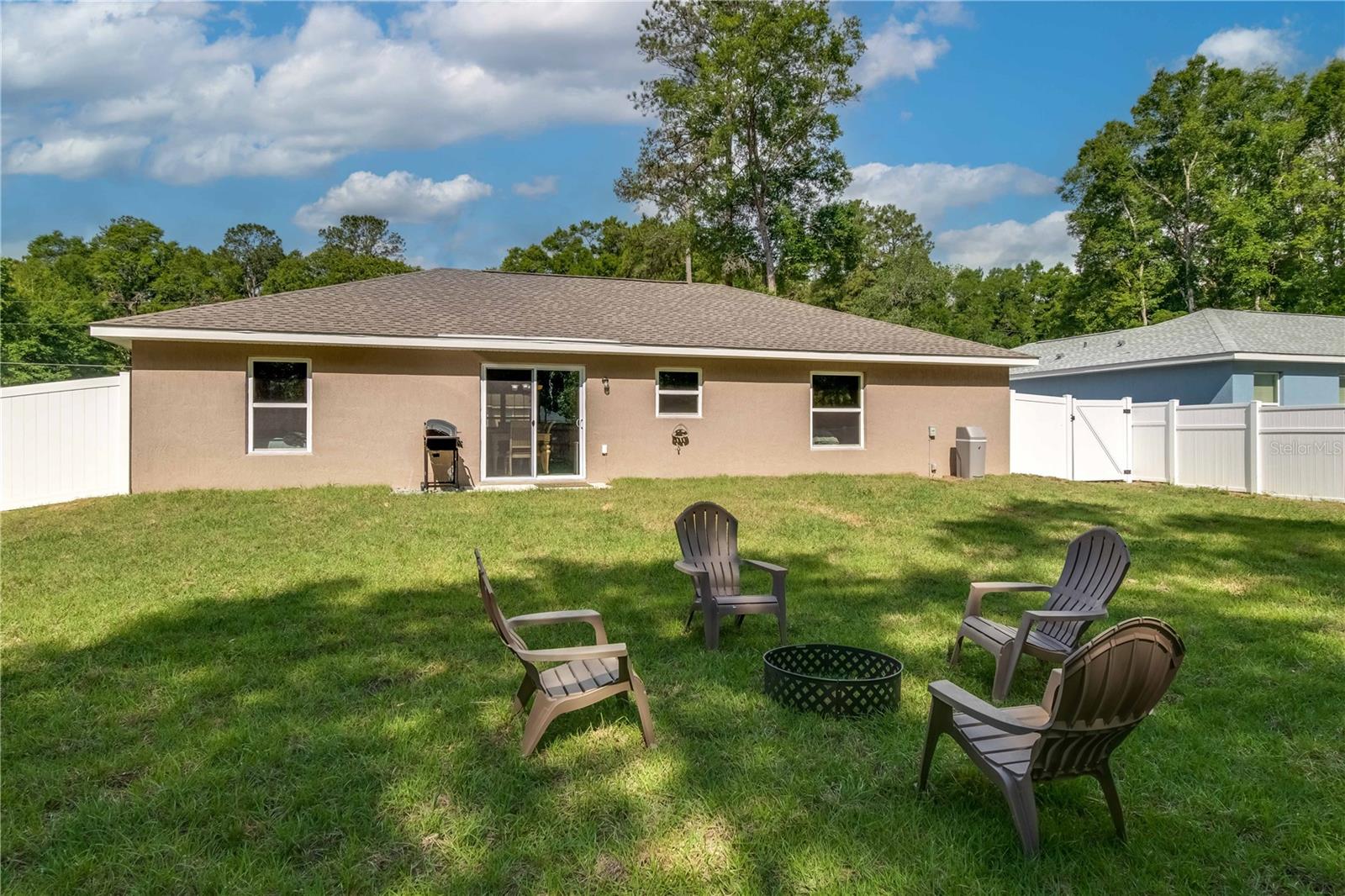 Image 11 of 38 For 4915 62nd Avenue