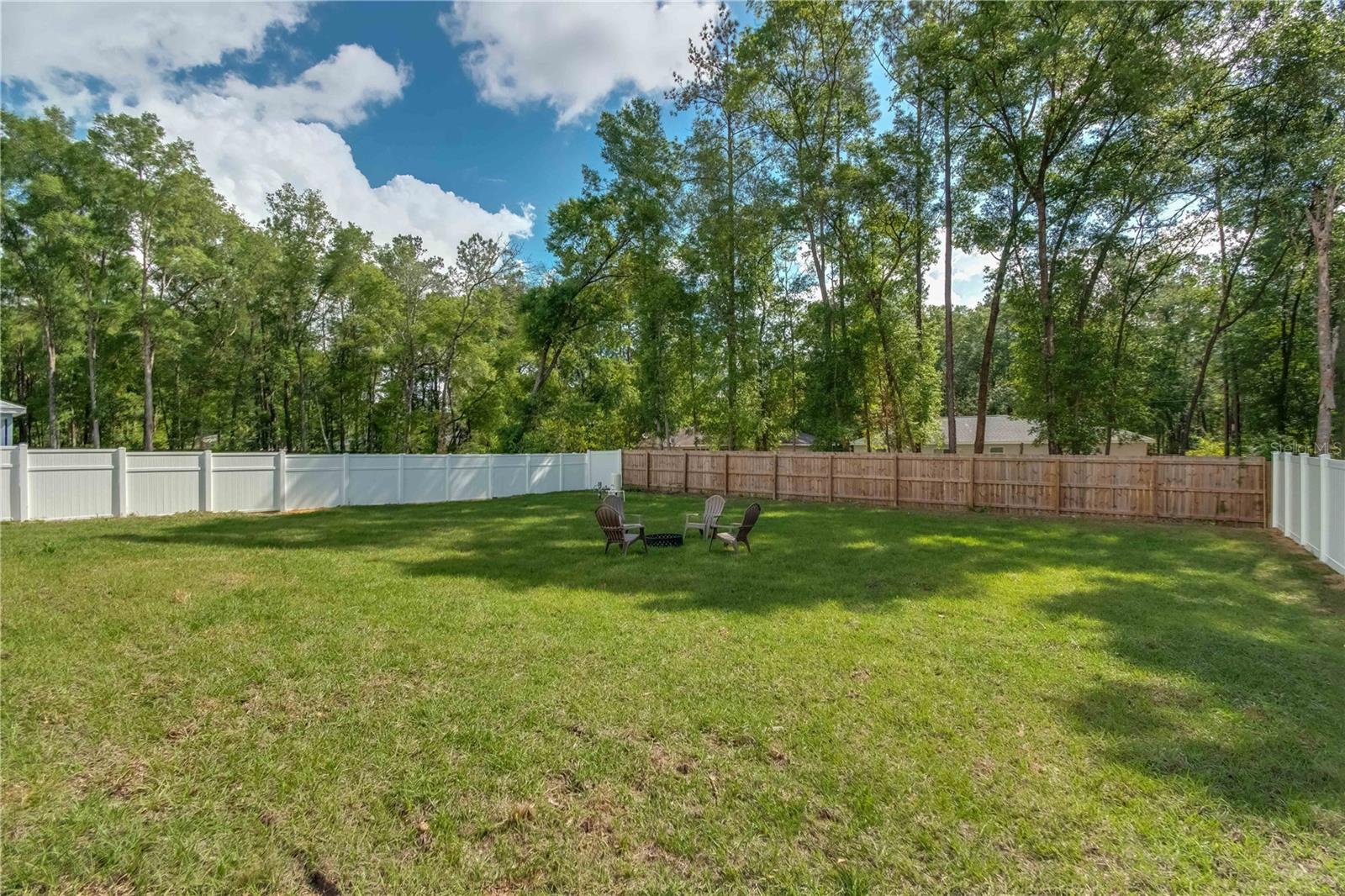 Image 14 of 38 For 4915 62nd Avenue
