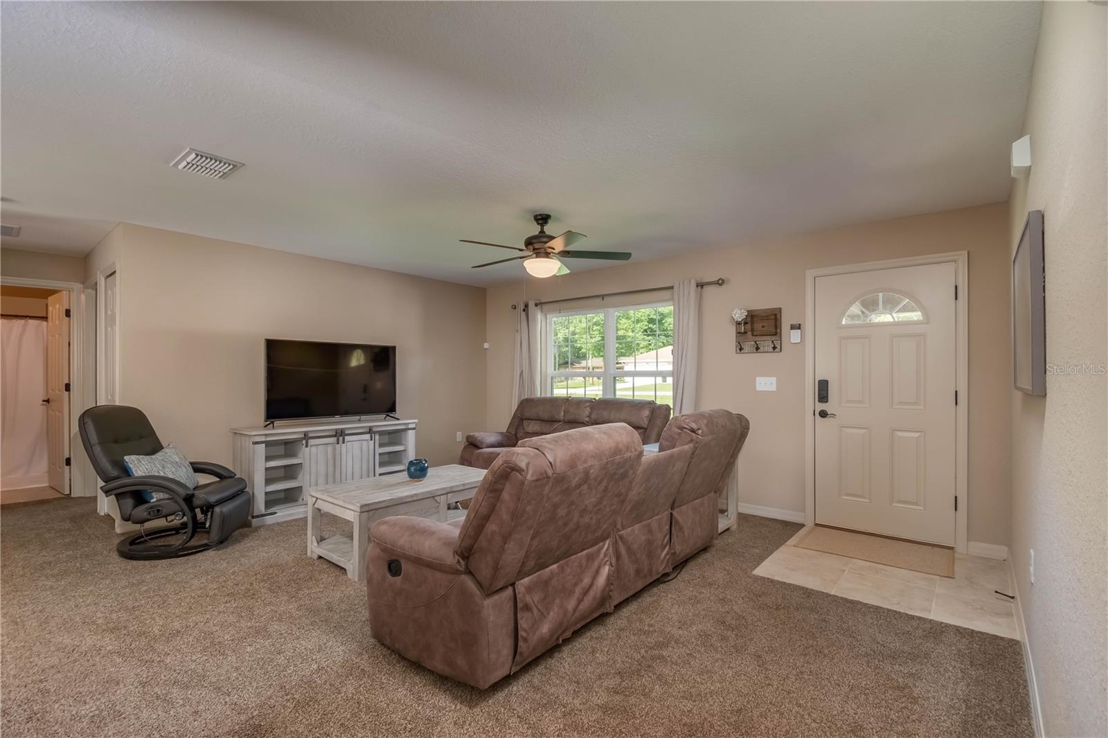 Image 21 of 38 For 4915 62nd Avenue