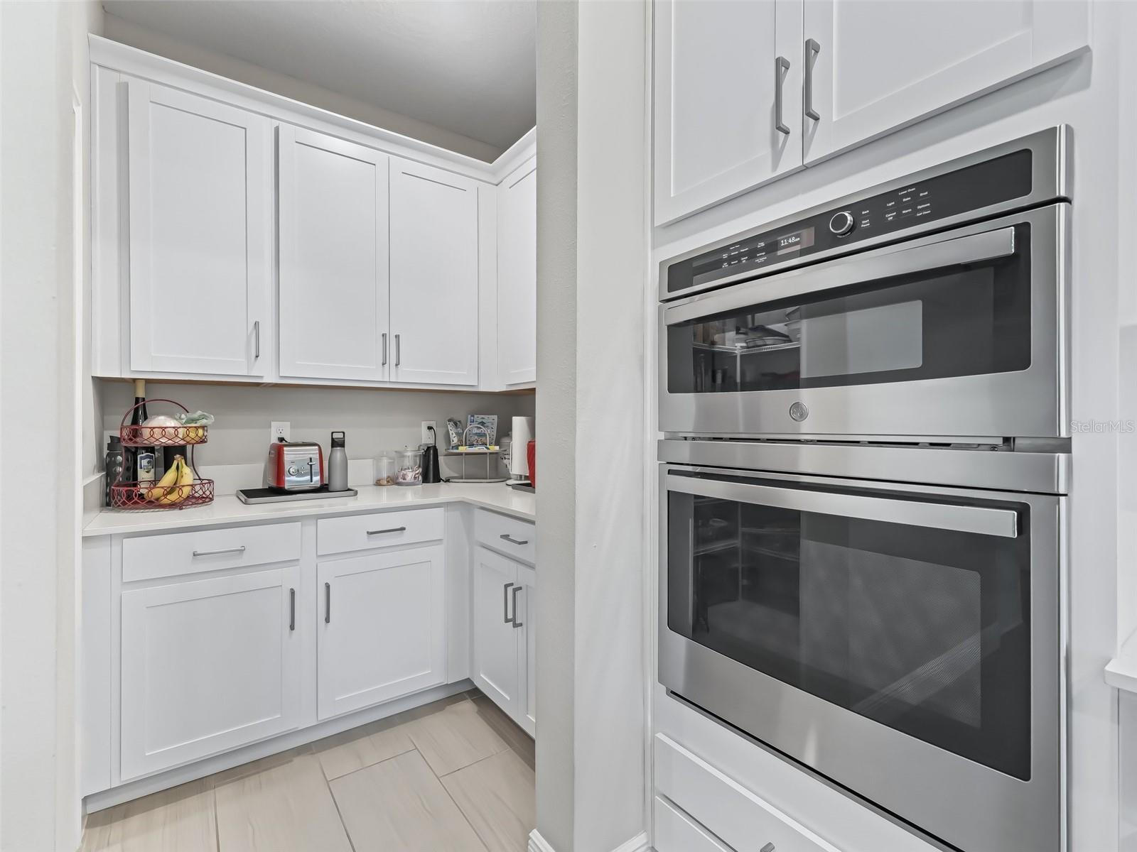 Image 13 of 43 For 3840 6th Avenue