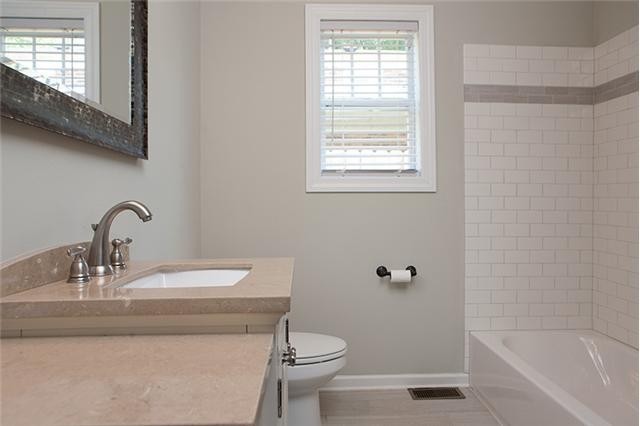 Image 7 of 98 For 1450 73rd Place