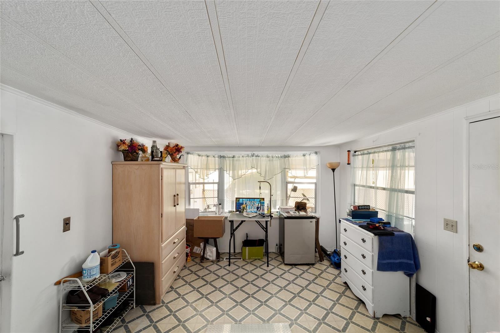 Image 19 of 36 For 3221 39th Avenue