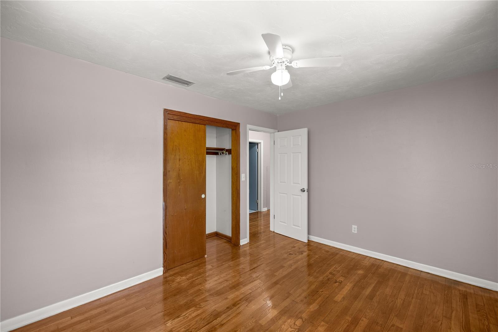 Image 16 of 26 For 1025 4th Street