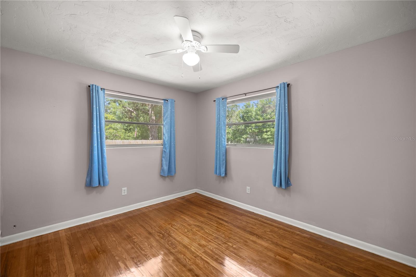 Image 17 of 26 For 1025 4th Street