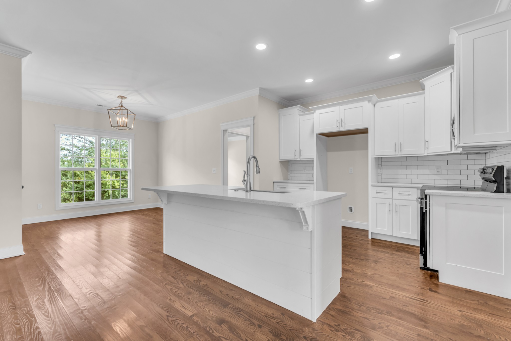 Image 13 of 93 For 3132 Jacksonville Road