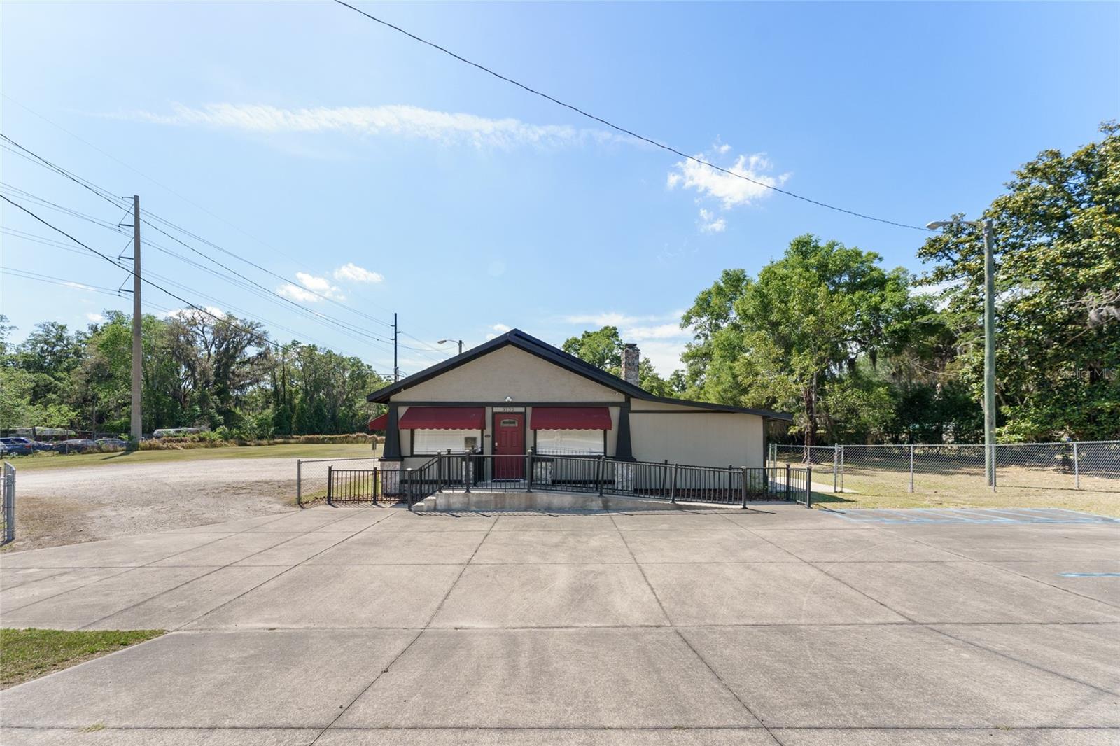 Image 60 of 93 For 3132 Jacksonville Road