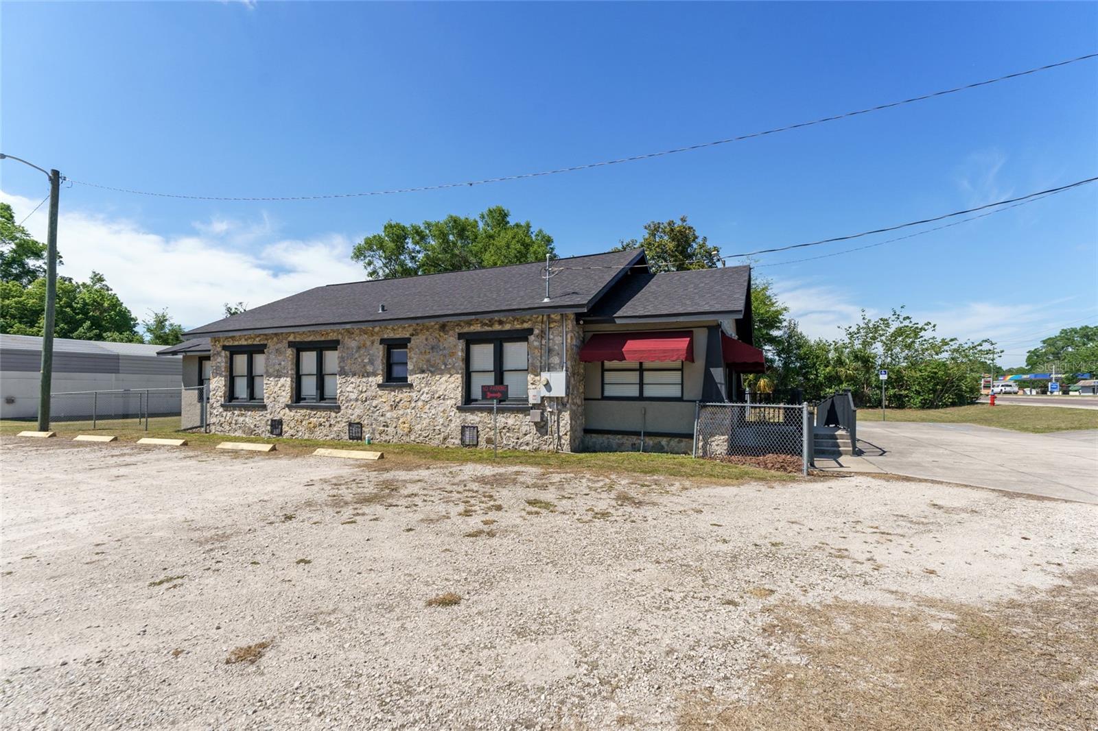 Image 65 of 93 For 3132 Jacksonville Road