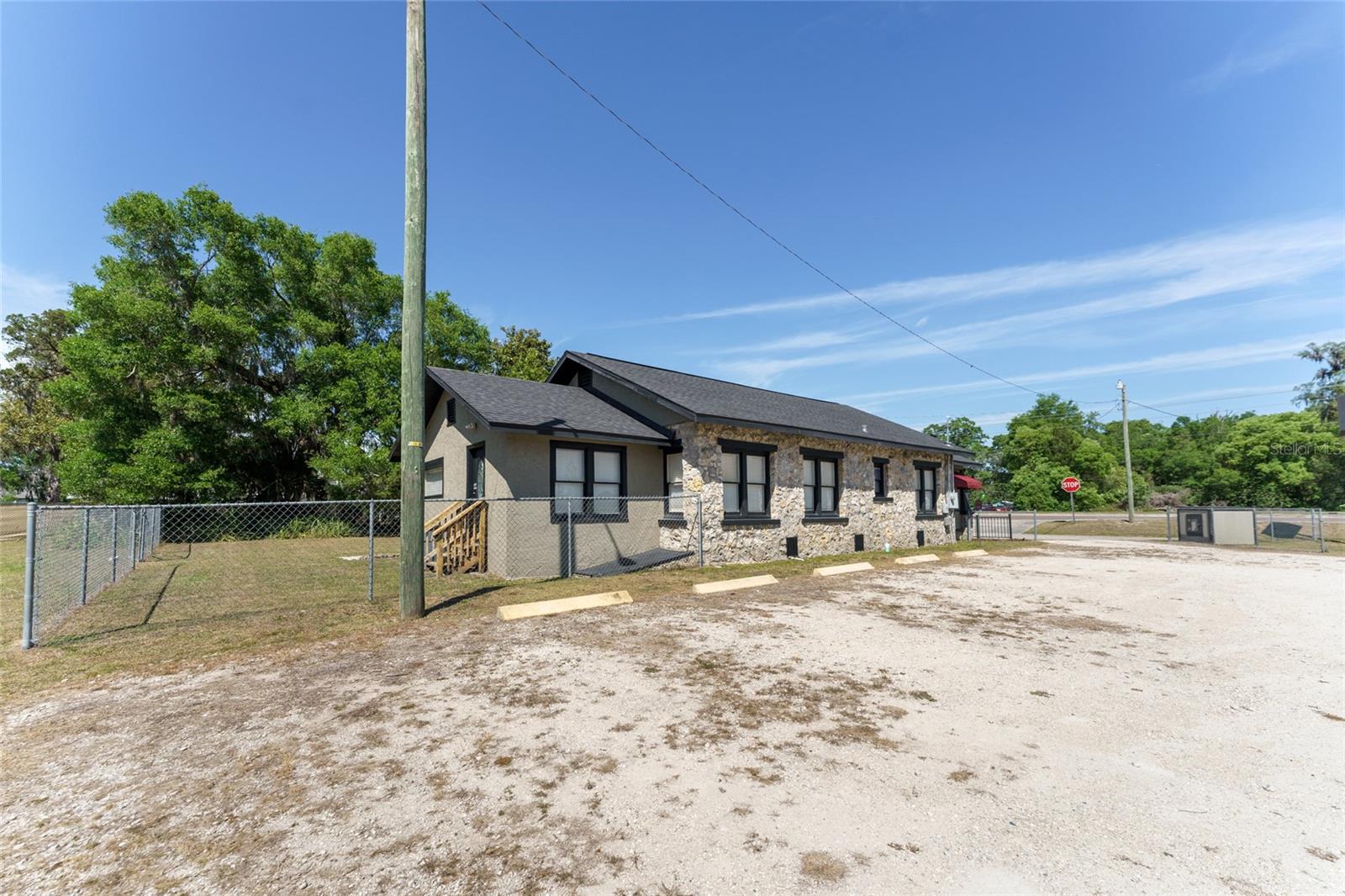 Image 68 of 93 For 3132 Jacksonville Road