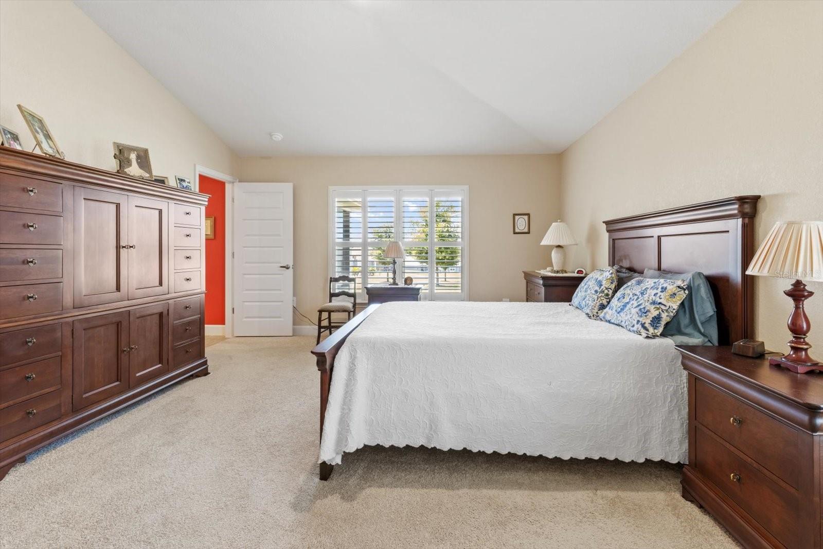 Image 31 of 45 For 571 Twisted Oaks Drive