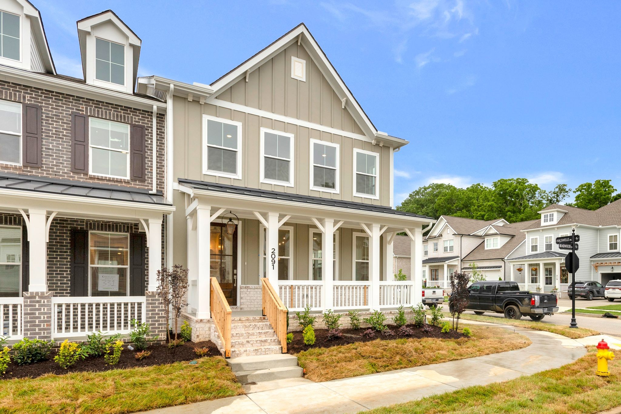 Image 2 of 50 For 16299 14th Avenue Road