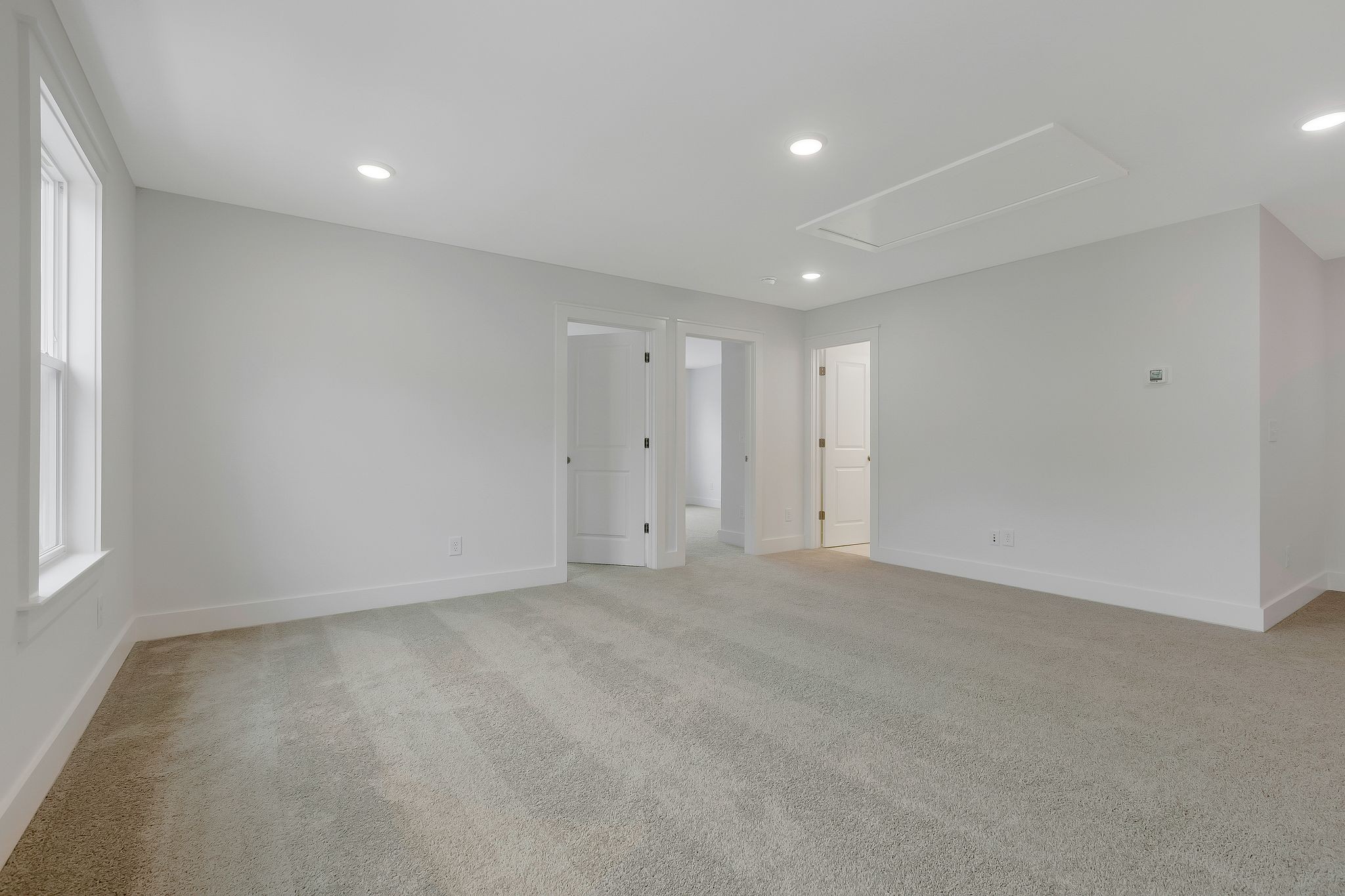 Image 25 of 50 For 16299 14th Avenue Road