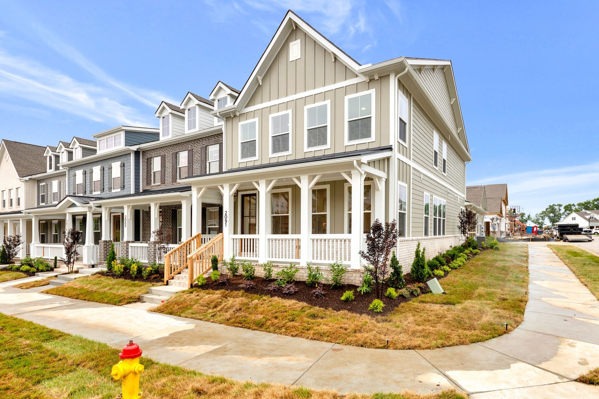 Image 3 of 50 For 16299 14th Avenue Road