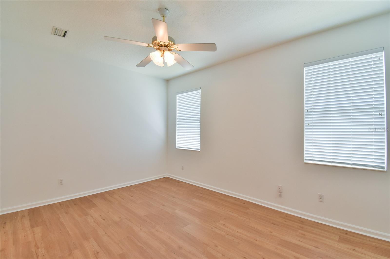 Image 13 of 32 For 2339 55th Avenue Road
