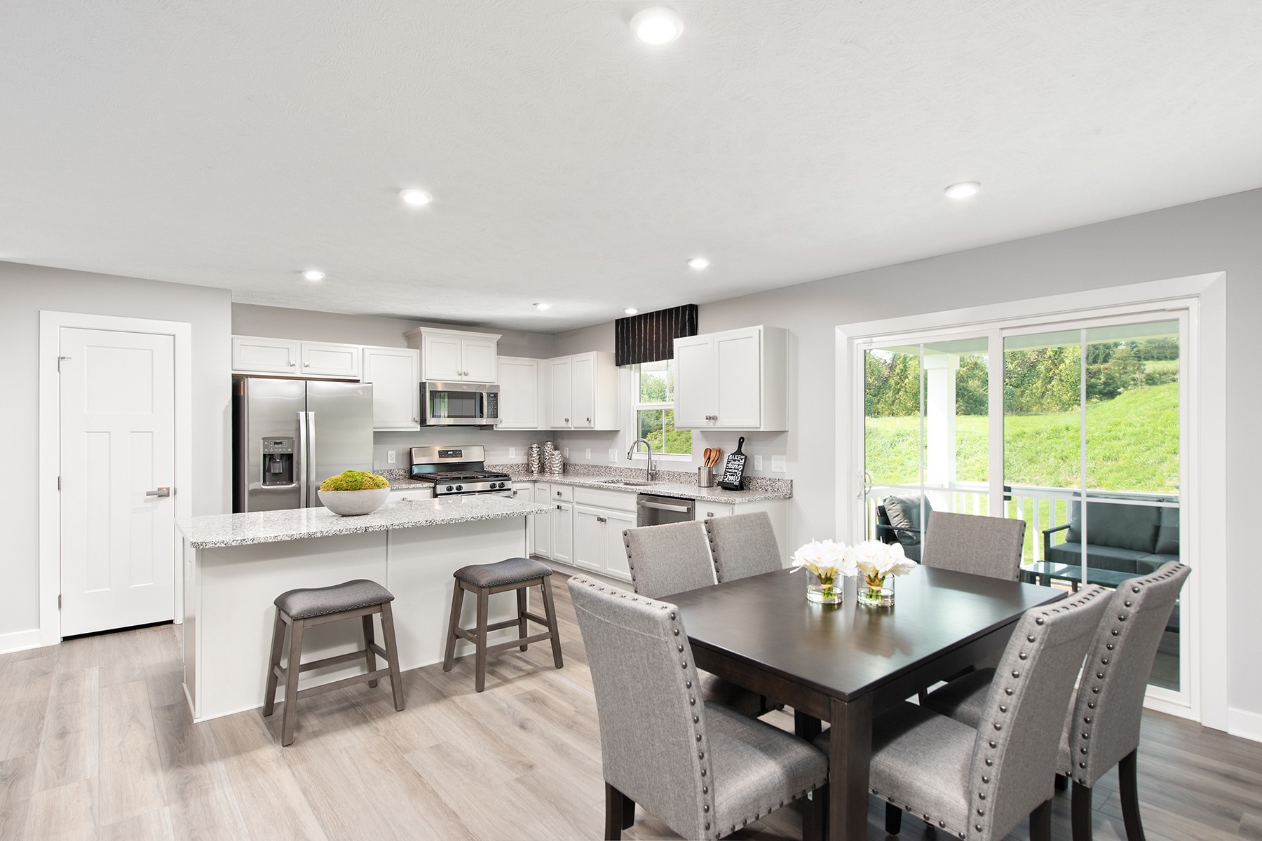 Image 17 of 18 For 208 1st Street