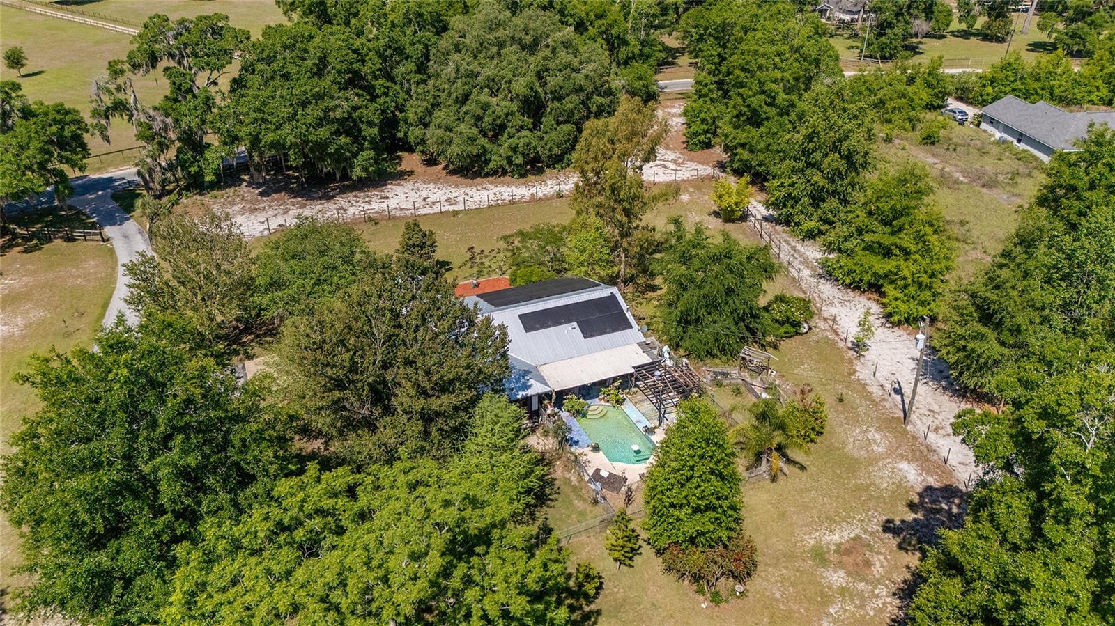 Listing photo id 61 for 18695 5th Terrace Road