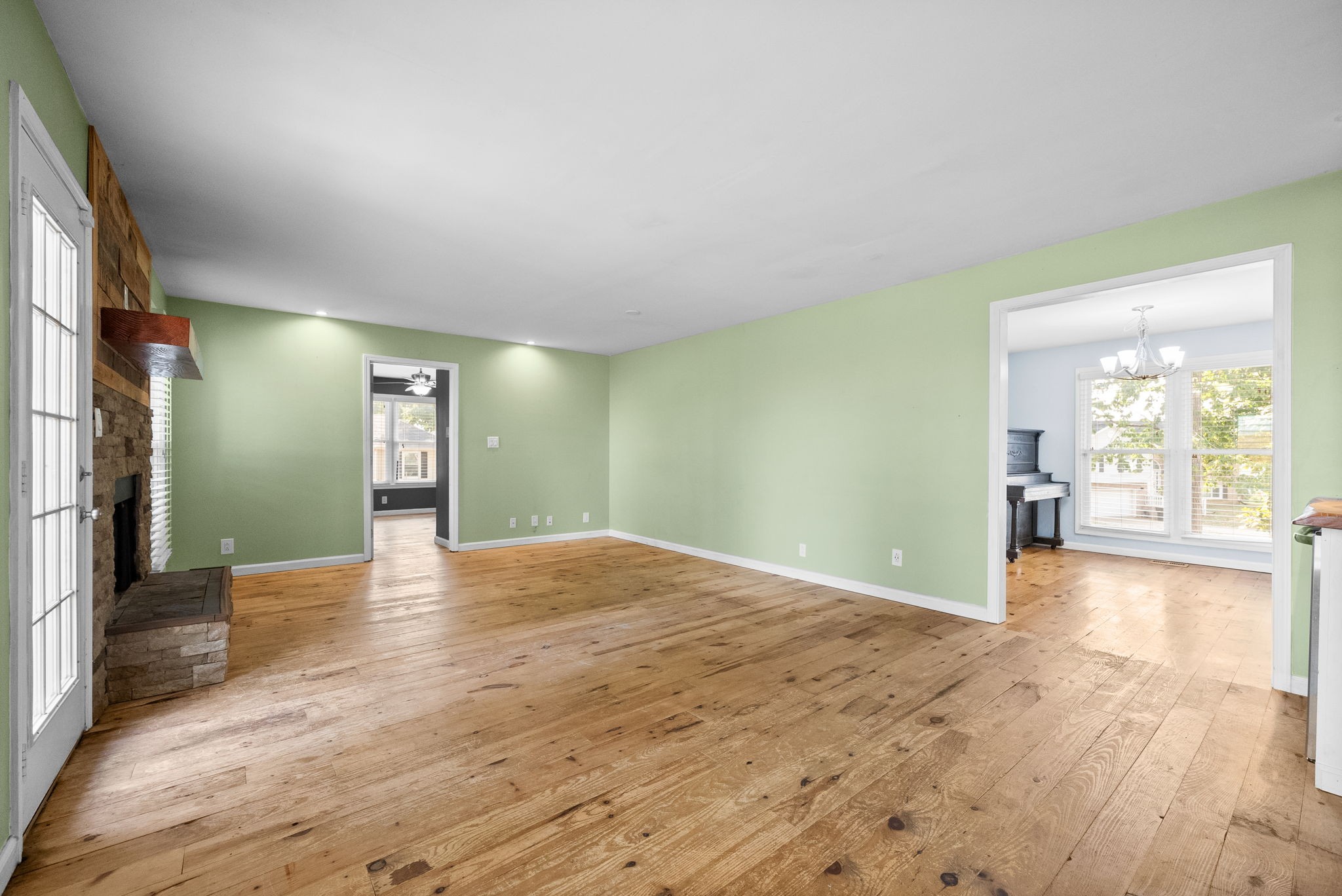 Image 8 of 9 For 5240 Sunshine Drive