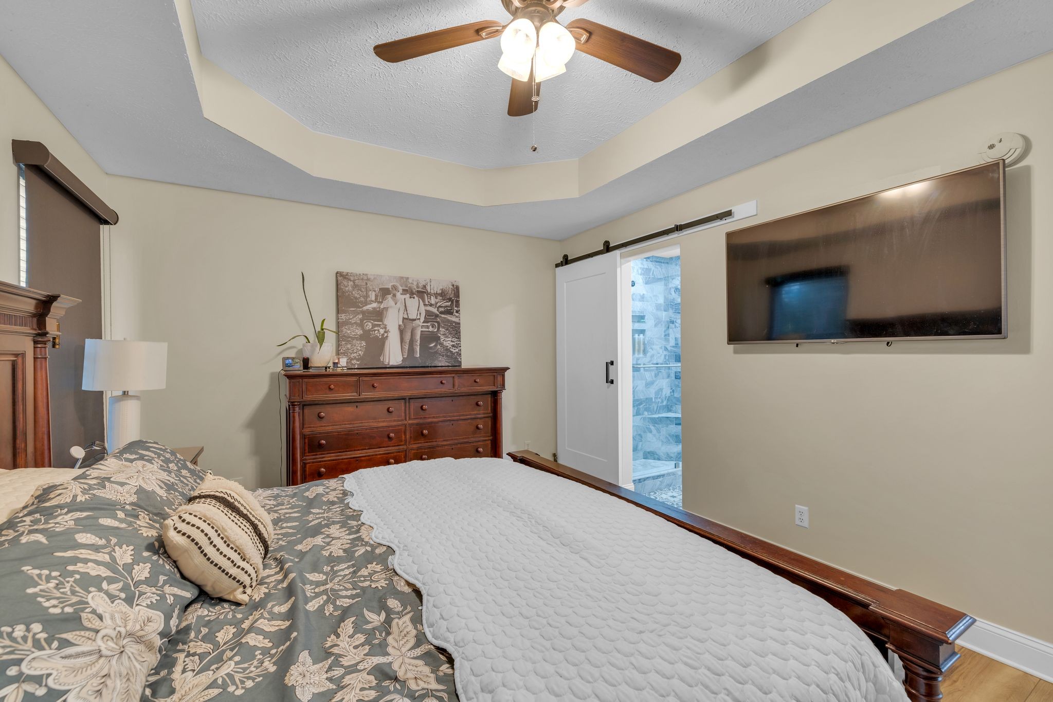 Image 18 of 40 For 6151 137th Court
