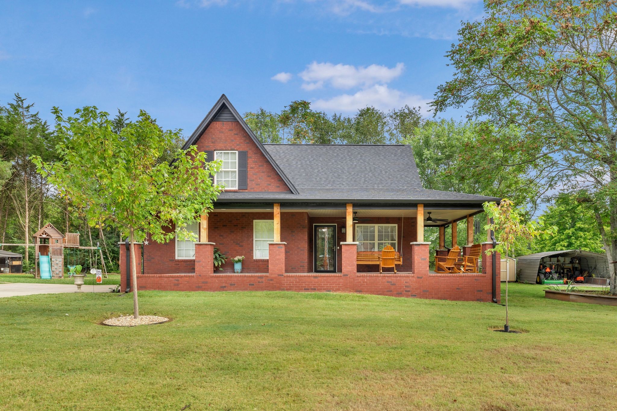 Image 3 of 40 For 6151 137th Court