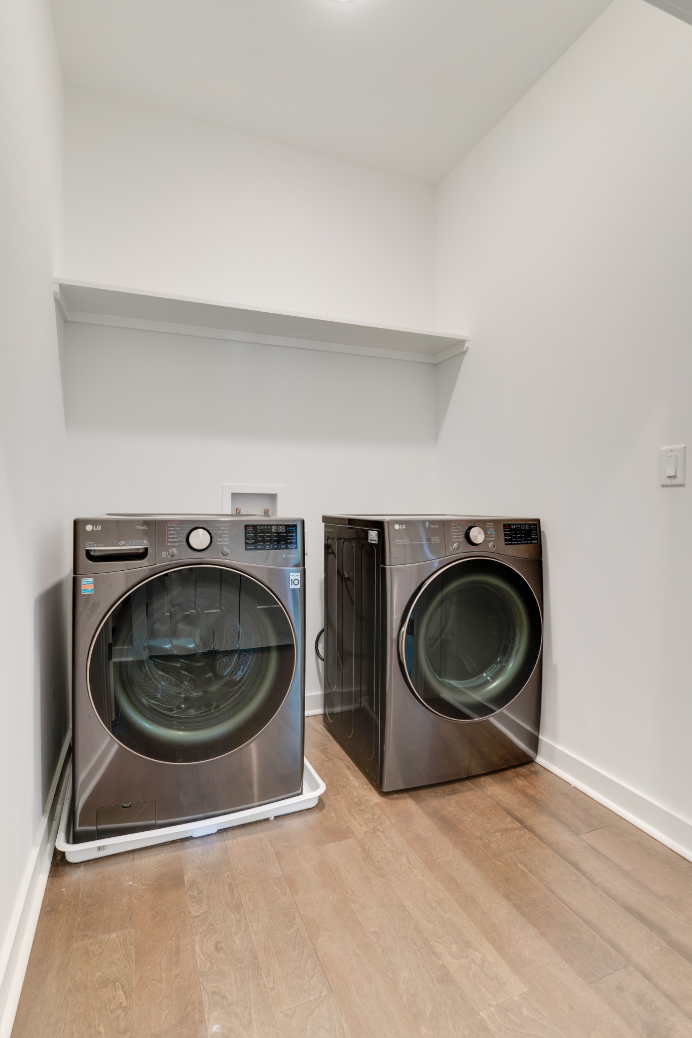 Image 15 of 39 For 2127 N.e. 40th Ave.