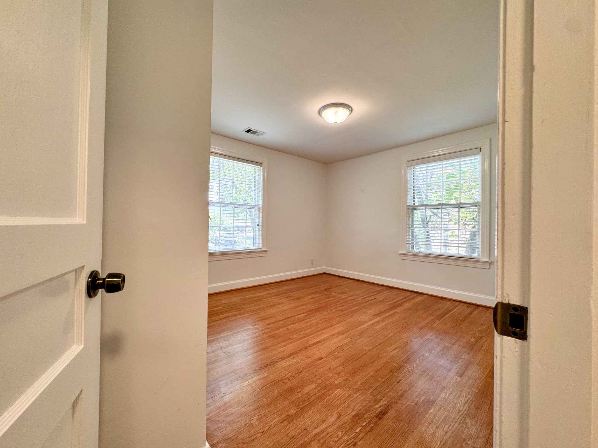 Image 8 of 29 For 2801 College Road 23