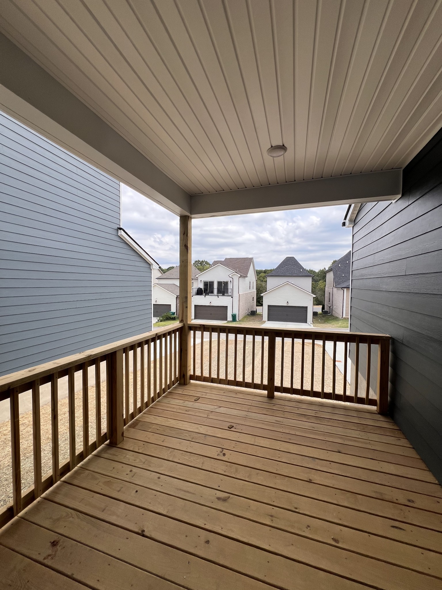 Image 16 of 17 For 24396 11th Place