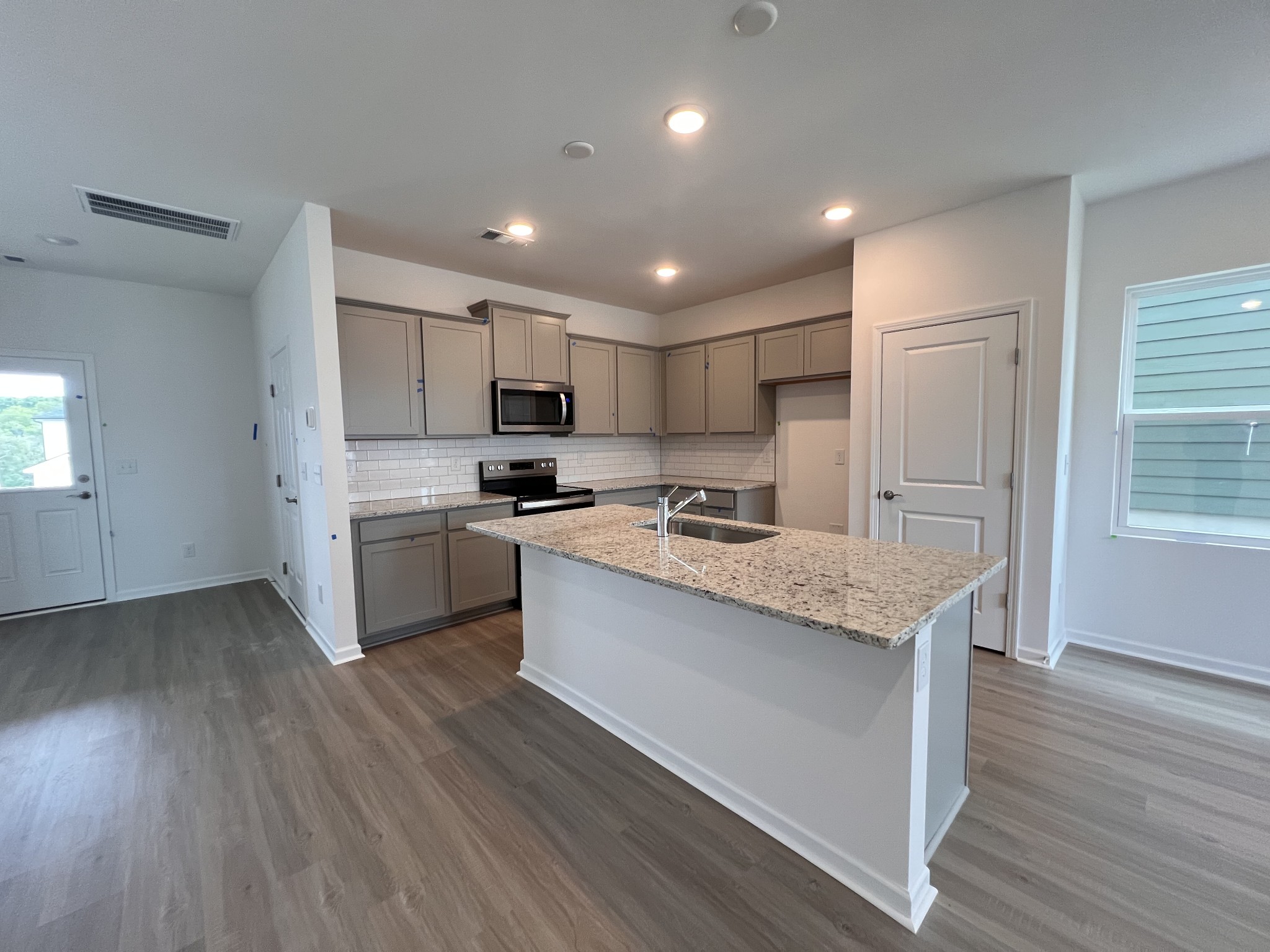 Image 7 of 17 For 24396 11th Place