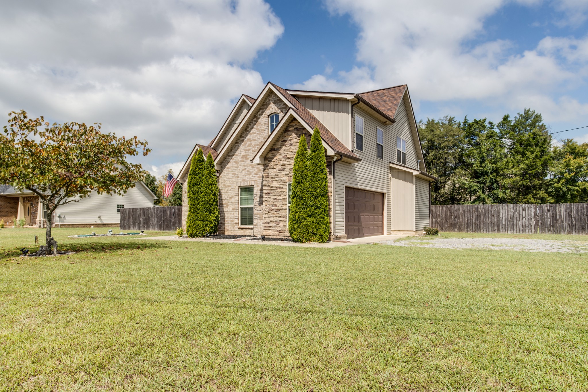 Image 2 of 30 For 2801 College Road 23