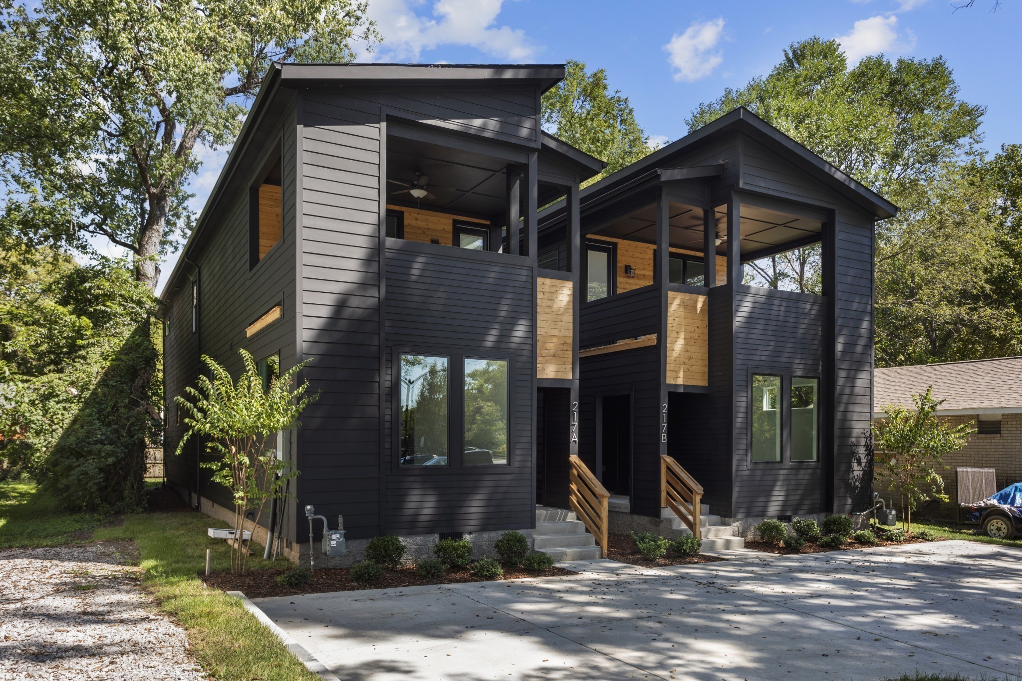 Image 2 of 12 For 1325 42nd Street