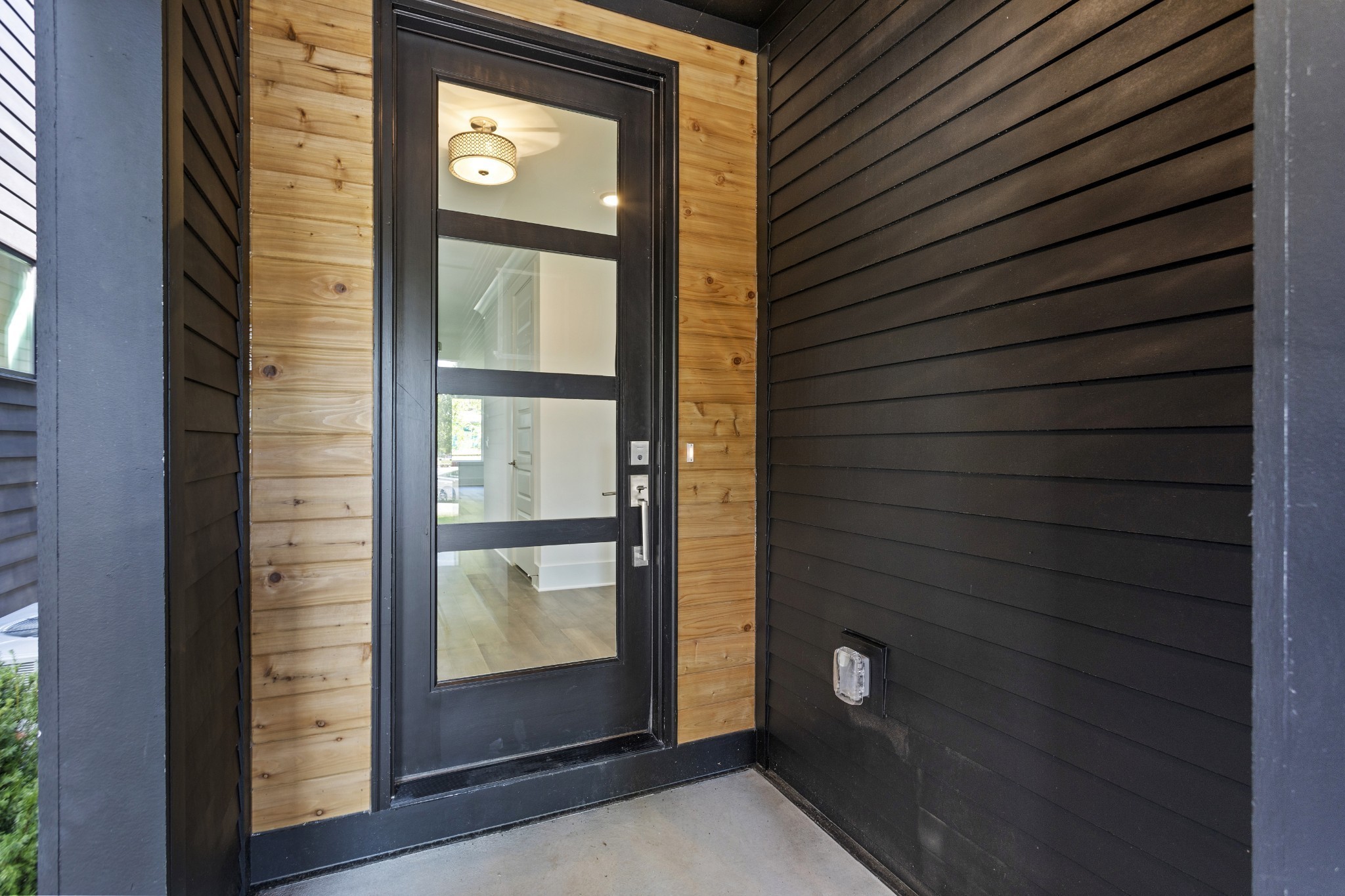 Image 6 of 12 For 1325 42nd Street