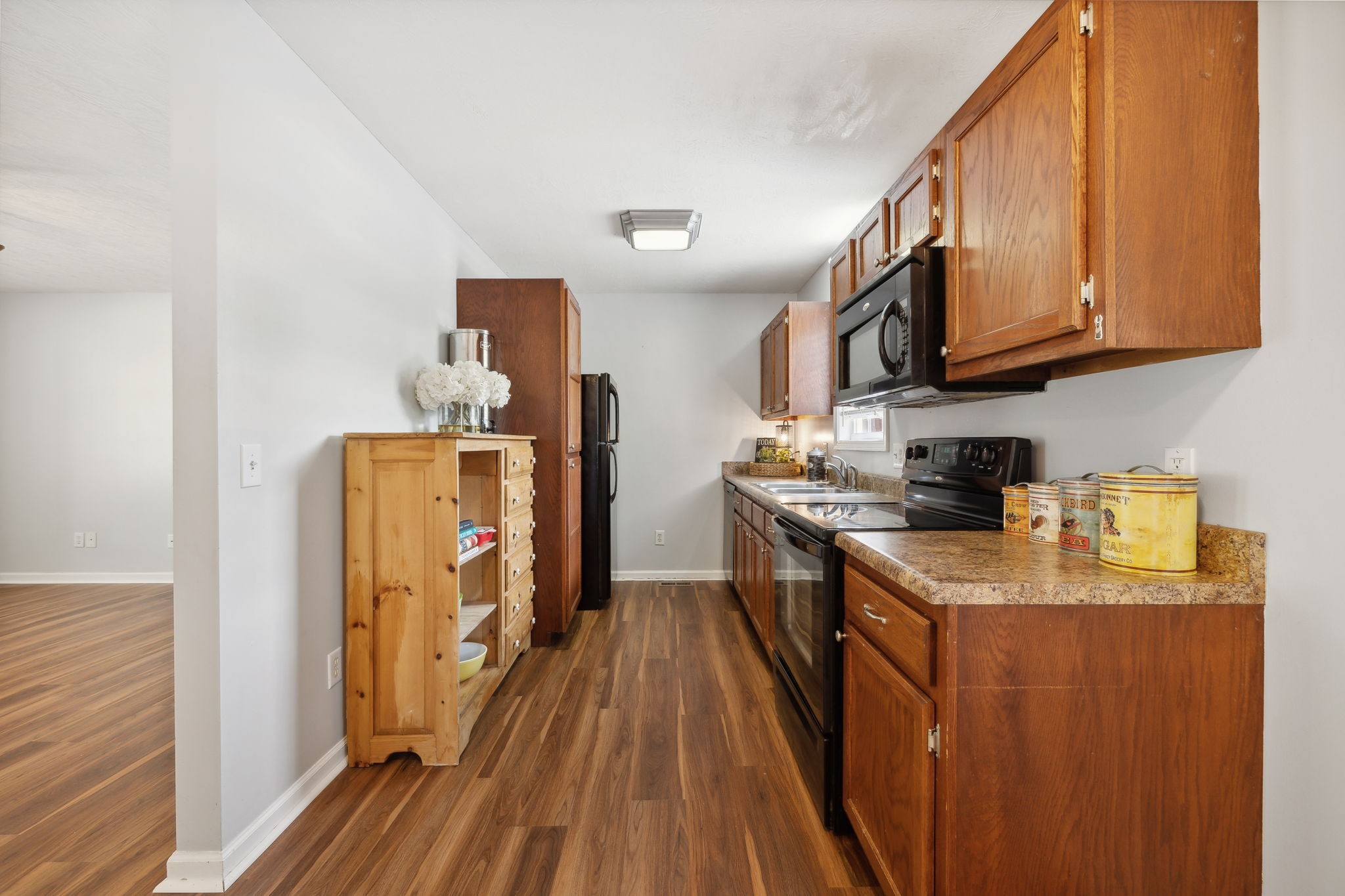 Image 8 of 9 For  Lime Way 
